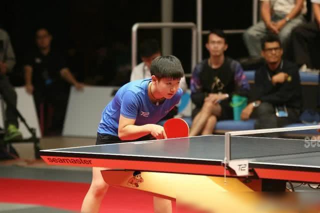 欧文：我21岁时就过了巅峰期，在曼联效力期间我曾感到尴尬