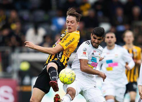 高准翼妻子晒甜蜜照：四连胜开启小间歇期，发个朝鲜族婚纱照