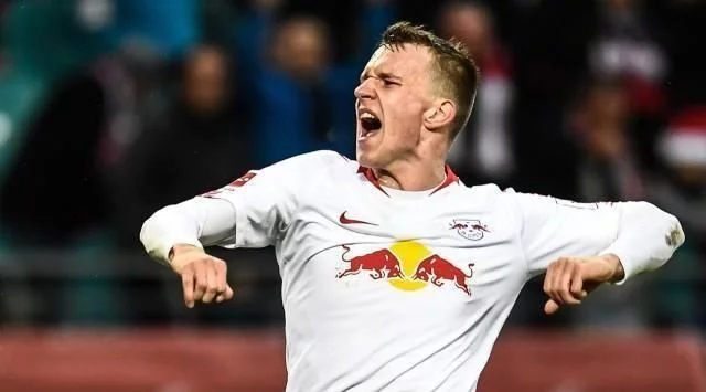 体育英超：连胜终结 曼城1-1战平布莱顿