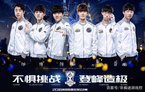 流畅双人配合！姆巴佩助攻，维尼修斯破门直播吧02月24日讯西甲第25轮，皇家马德里主场迎战赫罗纳，比赛第83分钟，姆巴佩助攻，维尼修斯破门。皇马2-0领先赫罗纳。….