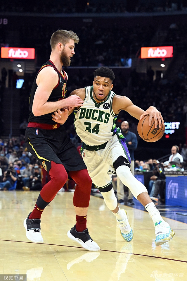 曼联拉什福德末段绝杀狼队