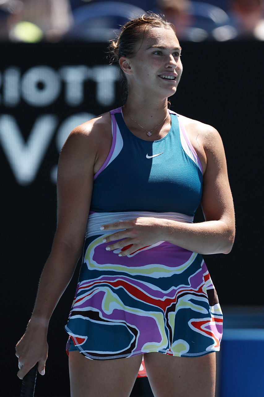 关键的胜利！快船客场战胜尼克斯，排名重回西部第六。